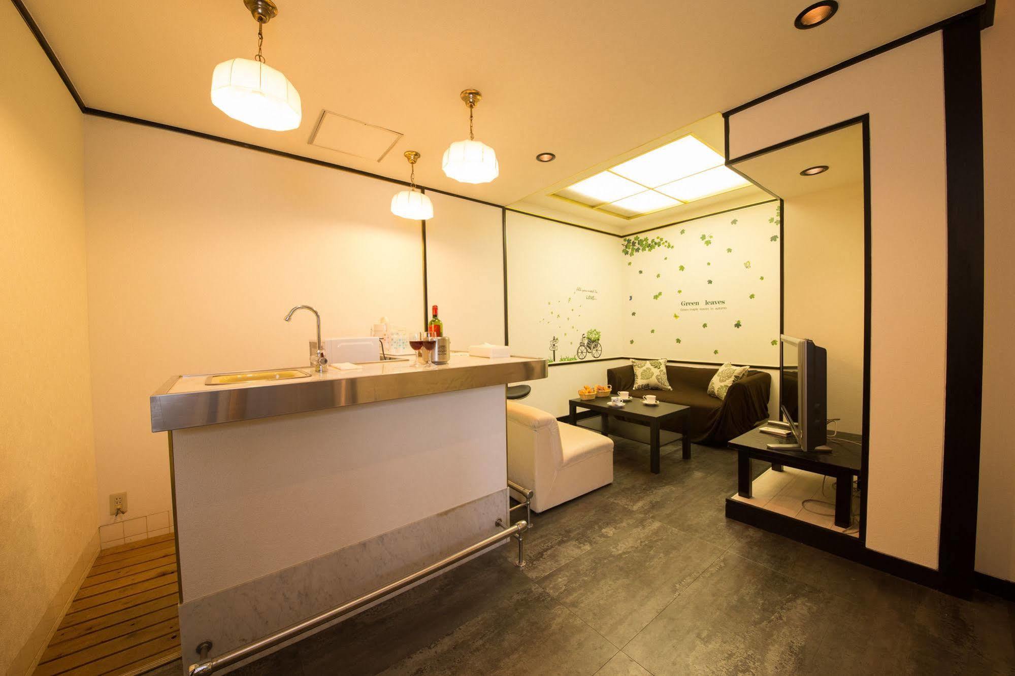 Hotel Candy Hall (Adults Only) Osaka Exterior photo