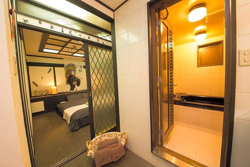 Hotel Candy Hall (Adults Only) Osaka Exterior photo