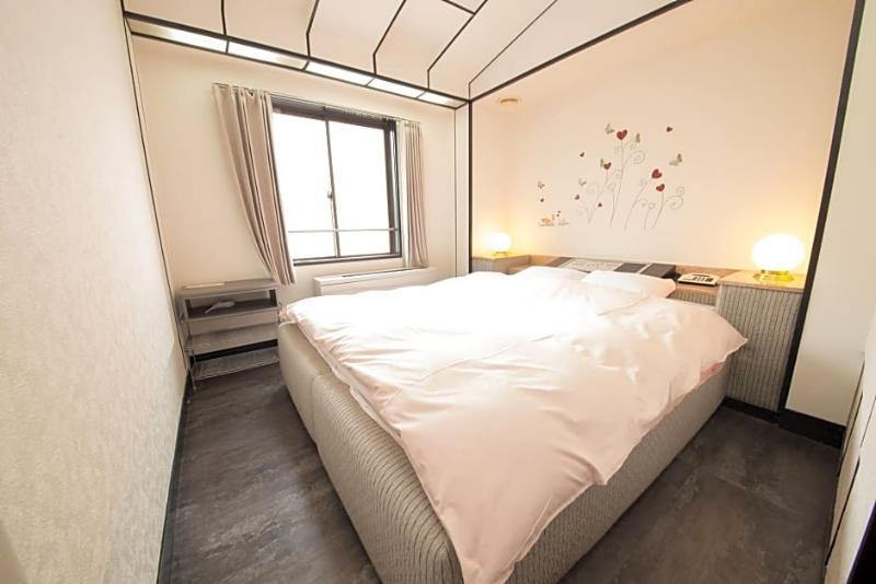 Hotel Candy Hall (Adults Only) Osaka Exterior photo